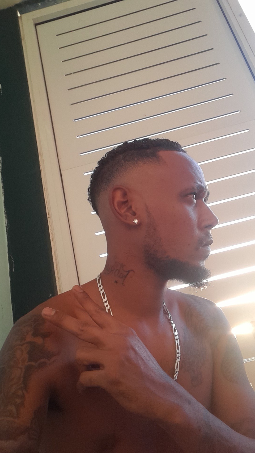 Perfil de Rayyan, 32 años, ts escort en Trévago