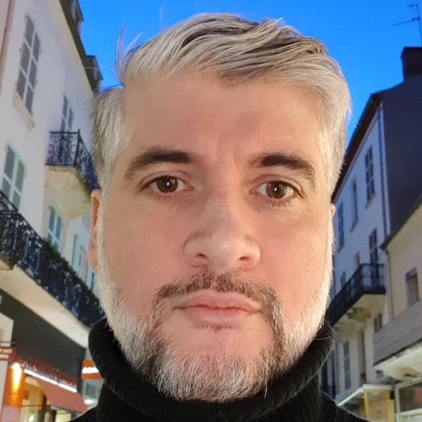Perfil de Yvo, 51 años, ts escort en Viñuela