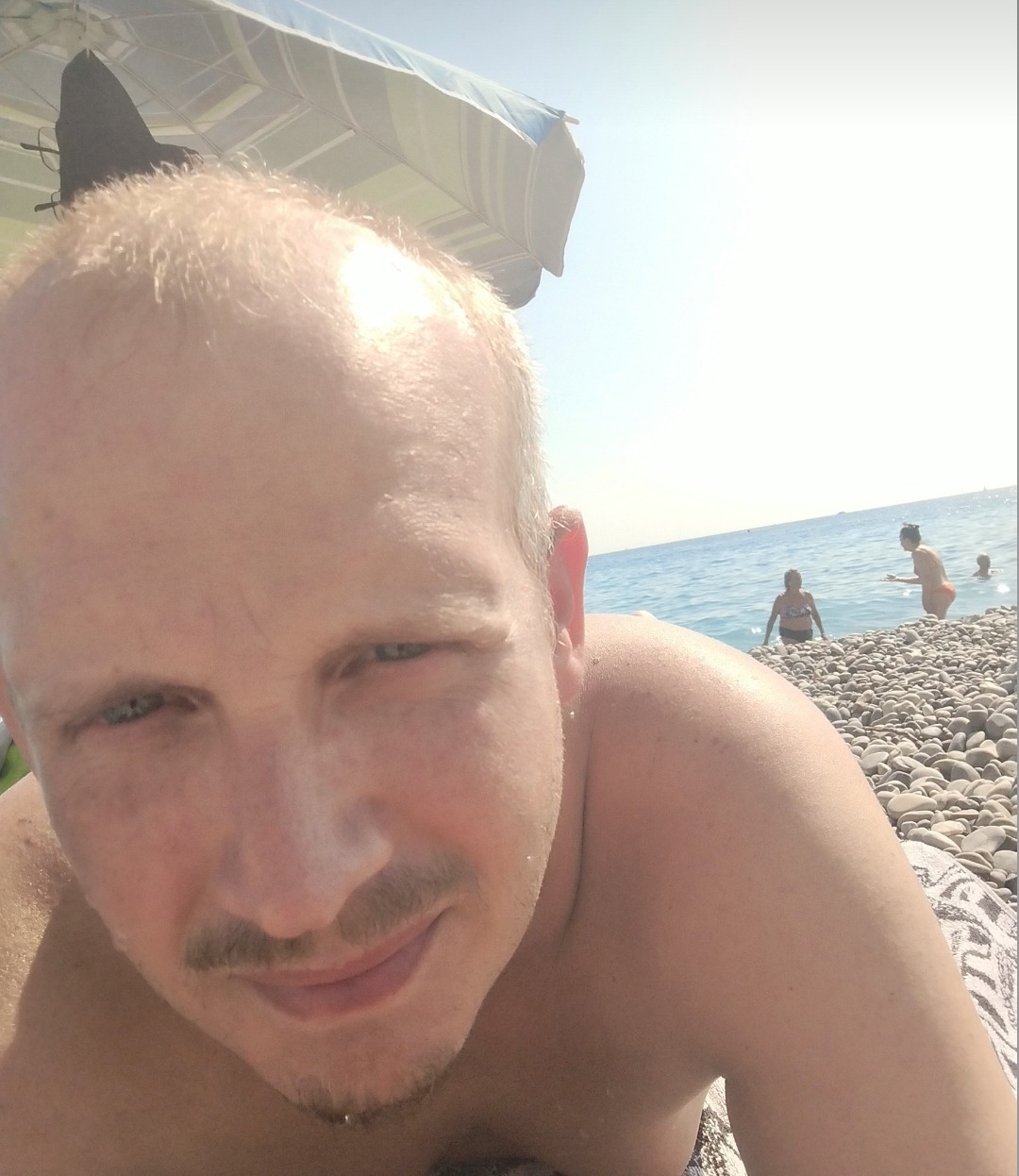 Perfil de Cyriel, 44 años, ts escort en Justel