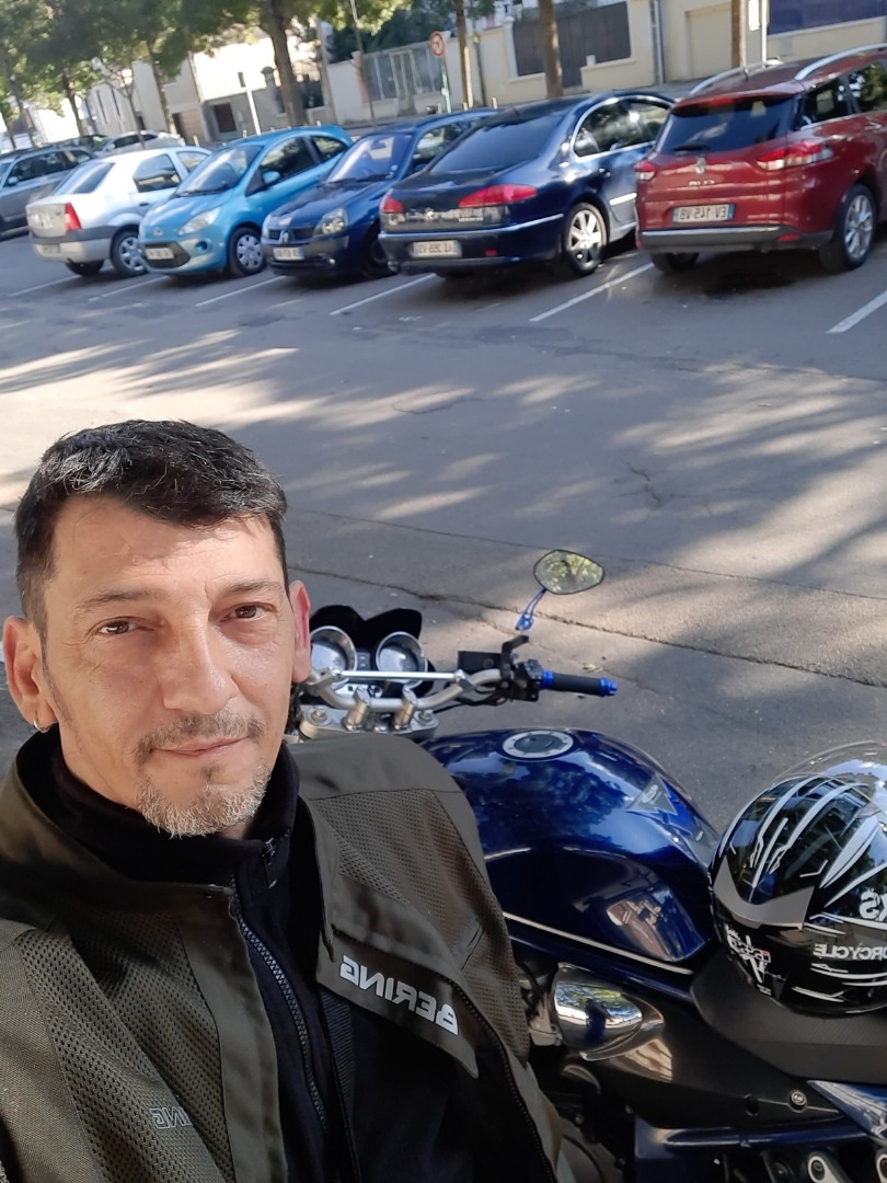 Perfil de Mohammad-ali, 41 años, ts escort en Yésero