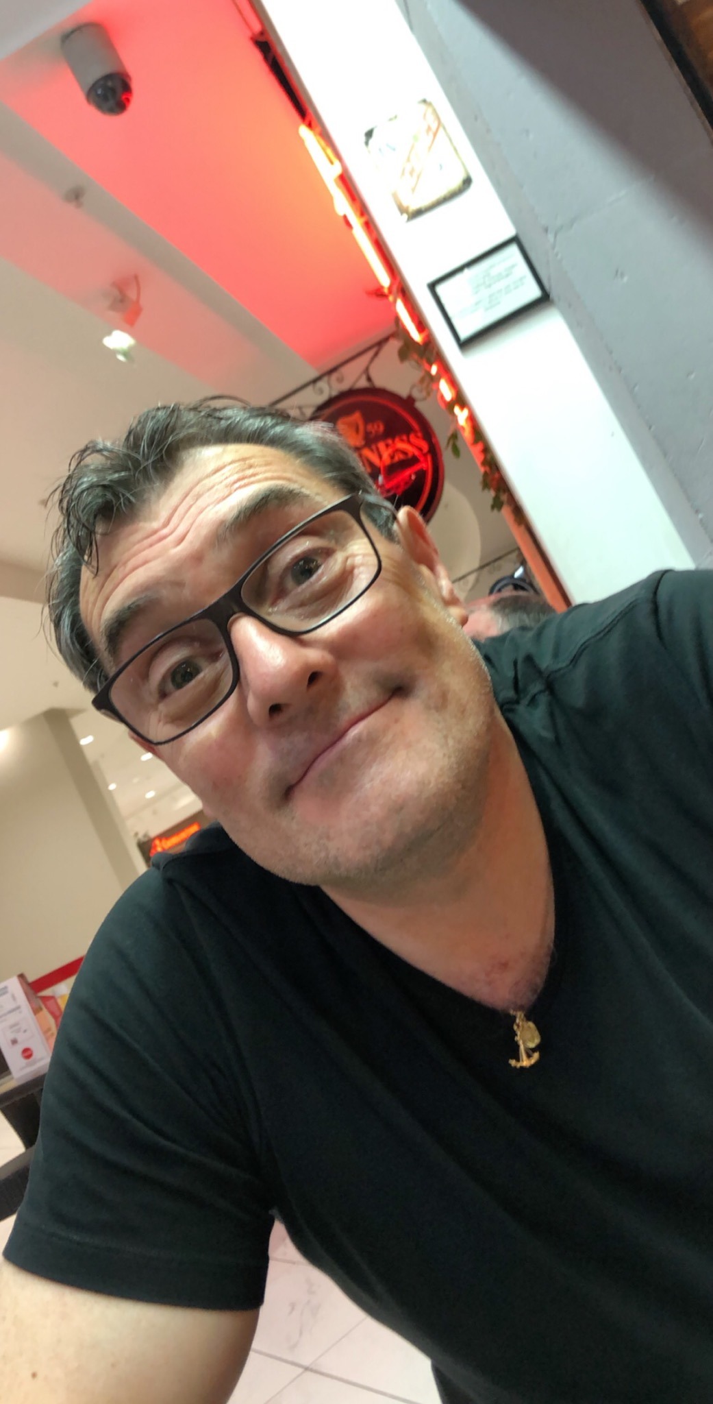 Perfil de Bradlay, 55 años, ts escort en Darnius