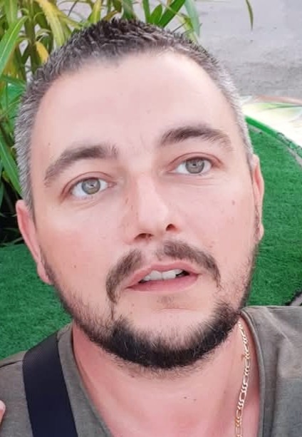 Perfil de Radhouane, 42 años, ts escort en Malahá, La