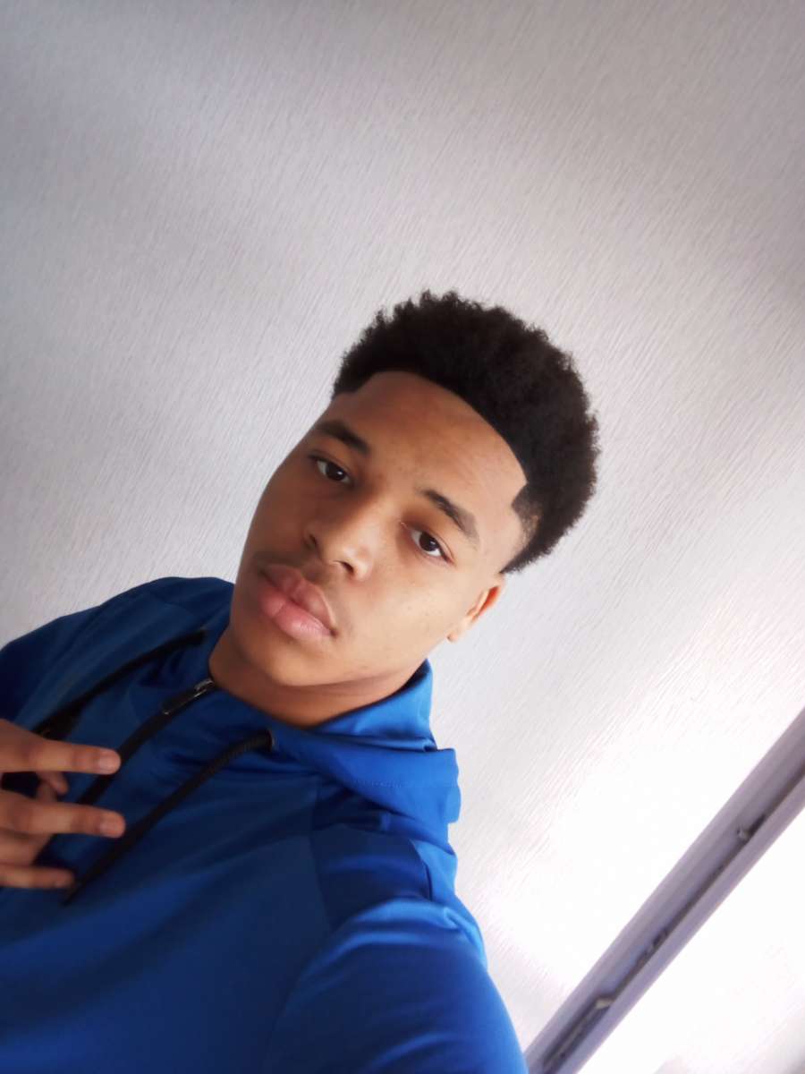 Perfil de Anatol, 20 años, ts escort en Salvacañete