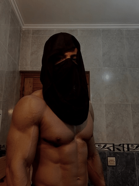 Perfil de Khalil, 21 años, ts escort en Ainzón
