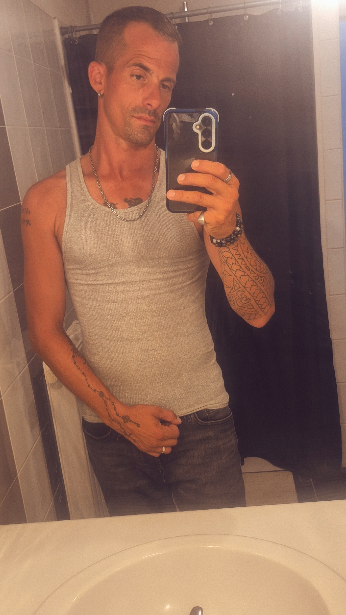 Perfil de Kenley, 36 años, ts escort en Alp