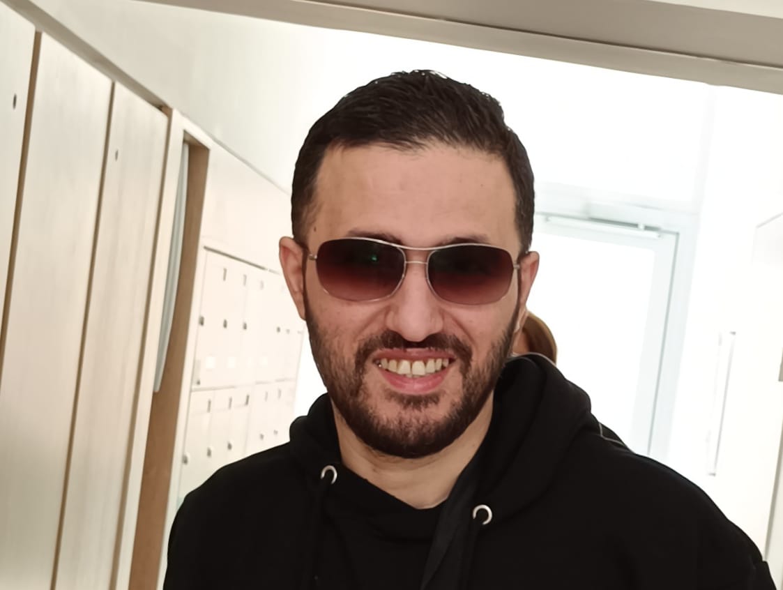 Perfil de Doron, 43 años, ts escort en Almunia de Doña Godina, La