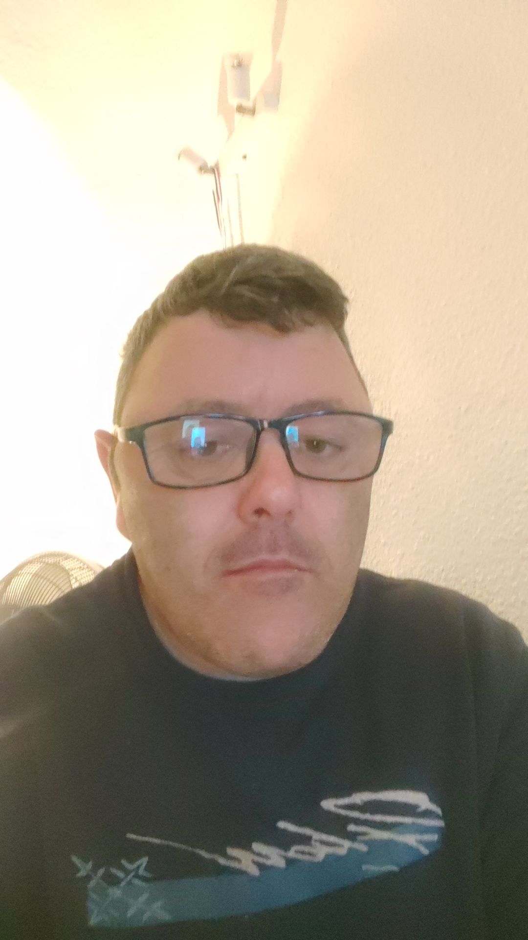 Perfil de Eduard, 50 años, ts escort en Granja de Rocamora