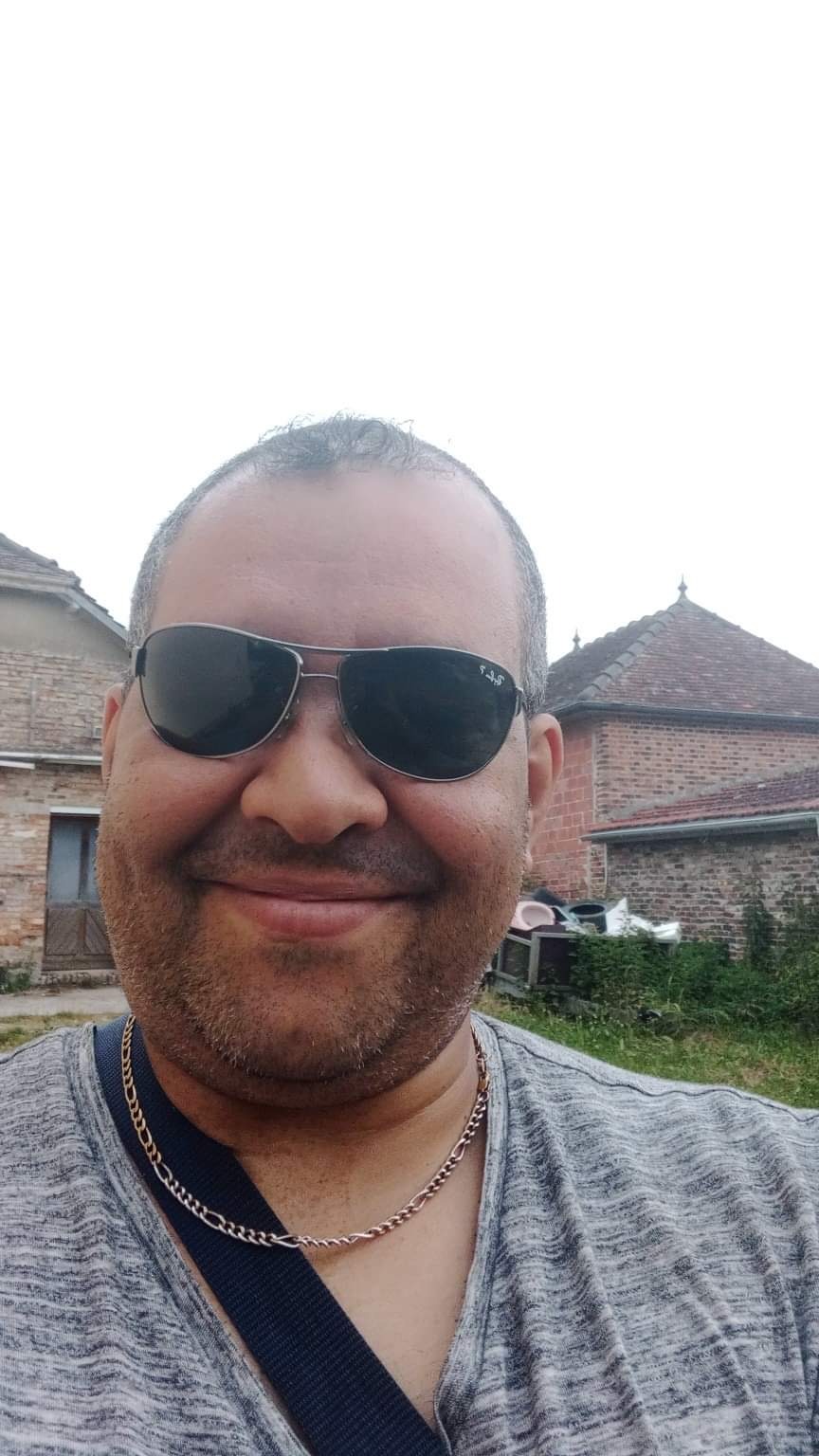 Perfil de Giorgio, 50 años, ts escort en Aldeasoña
