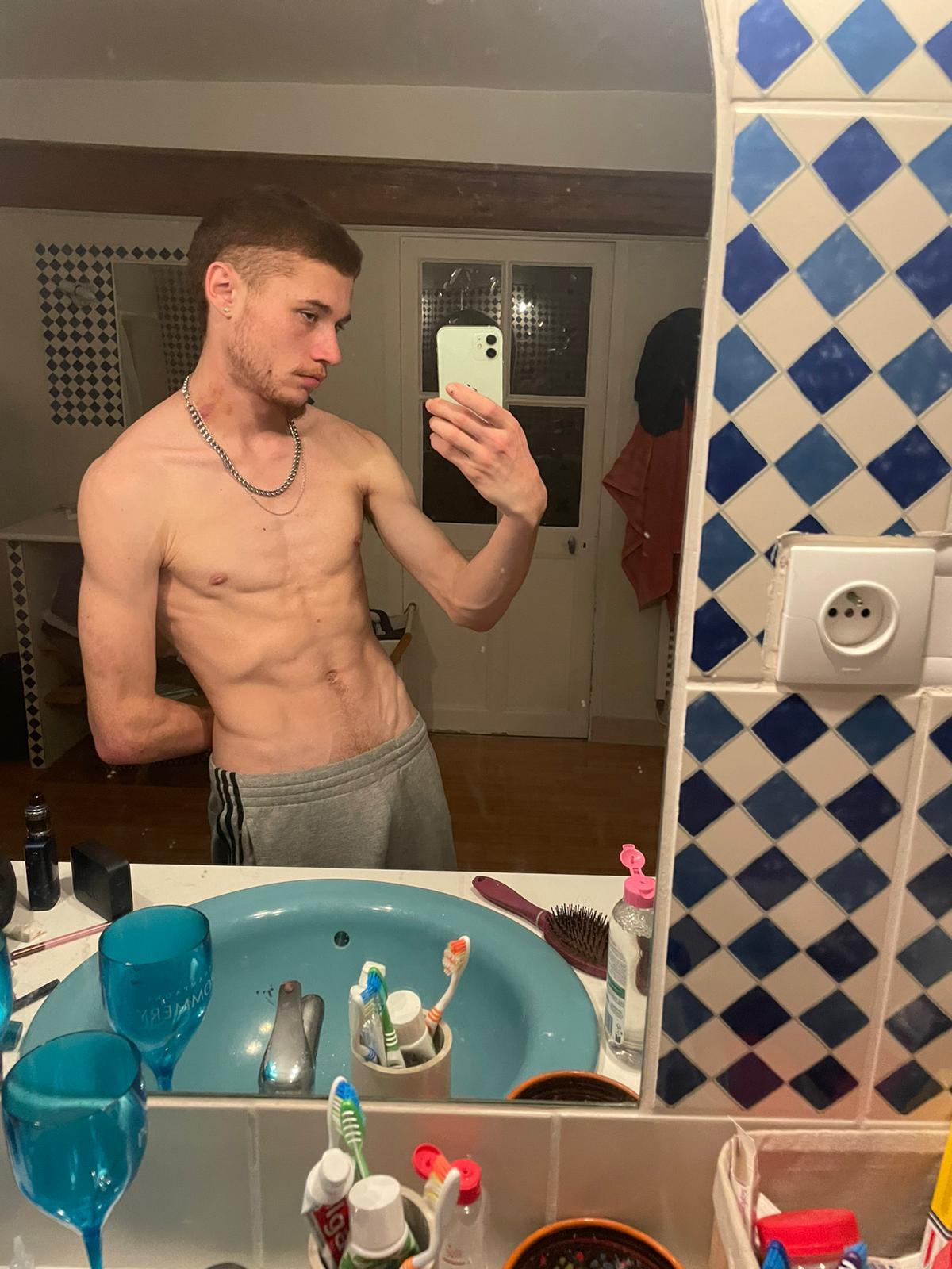 Perfil de Rio, 20 años, ts escort en Quirós