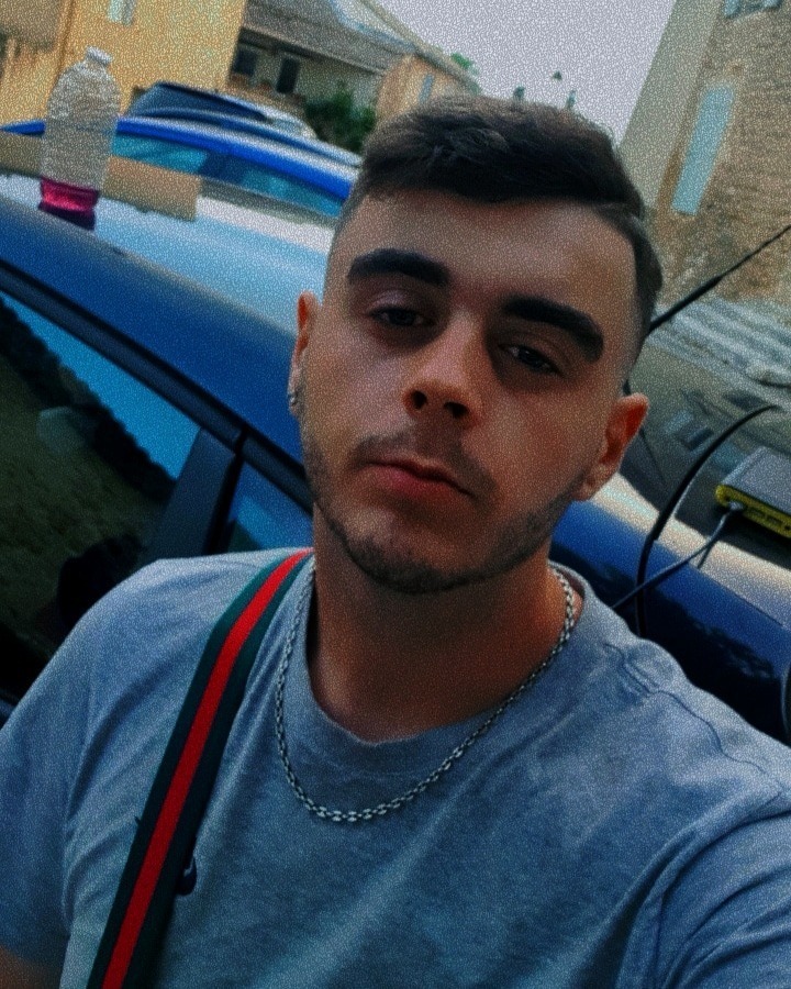Perfil de Ishan, 21 años, ts escort en Cabizuela