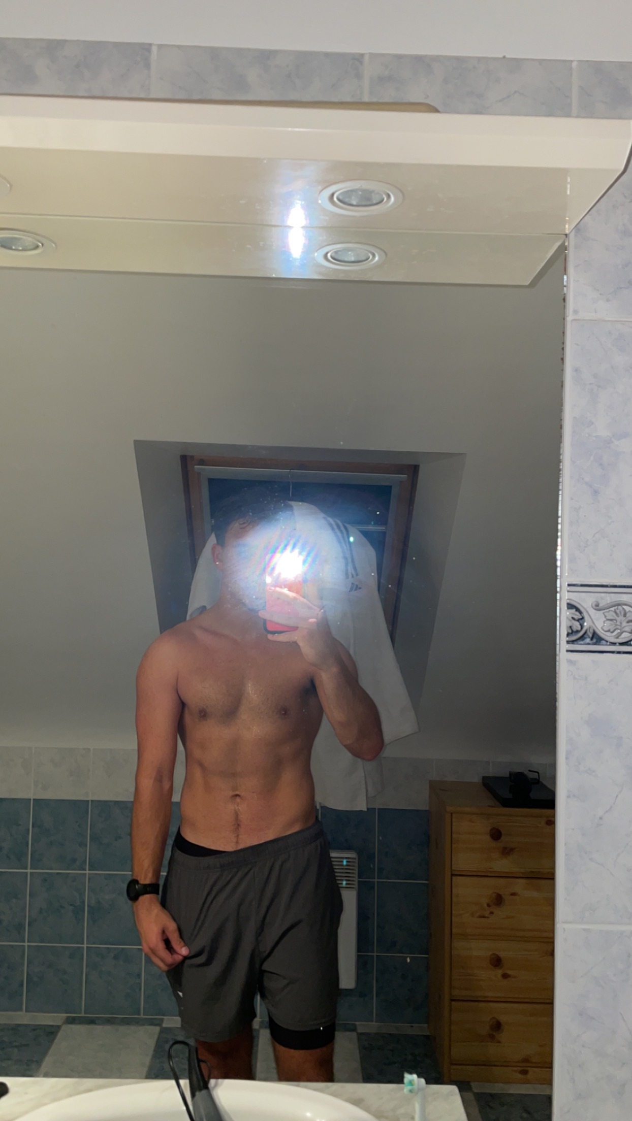 Perfil de Tariq, 23 años, ts escort en Alborge