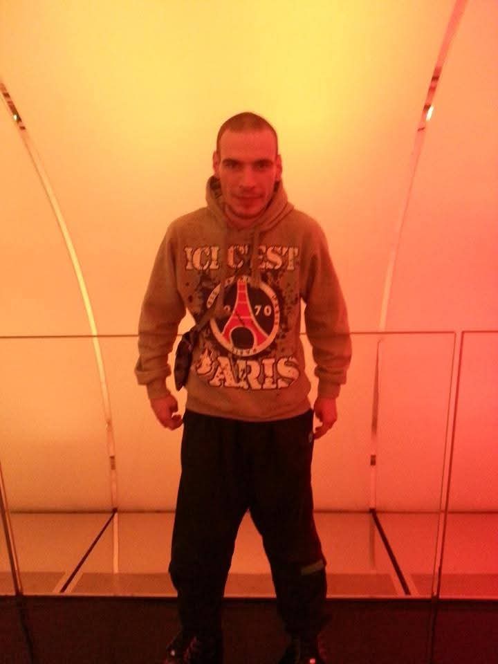 Perfil de Ralph, 38 años, ts escort en Buberos