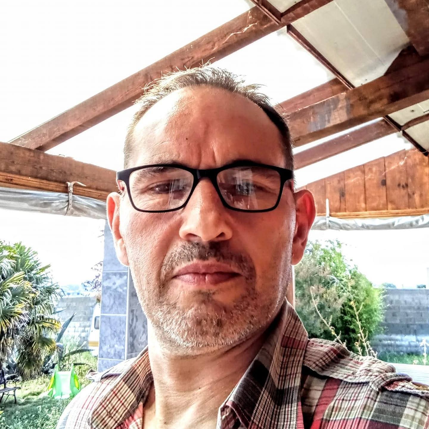 Perfil de Loup, 54 años, ts escort en Badules