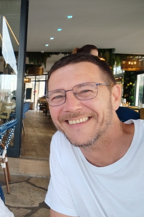 Perfil de Isao, 46 años, ts escort en Bargas