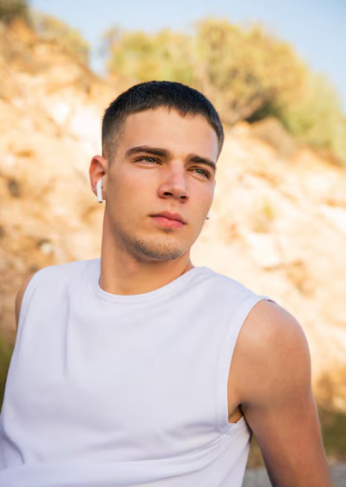 Perfil de Oier, 24 años, ts escort en Rioseco de Tapia