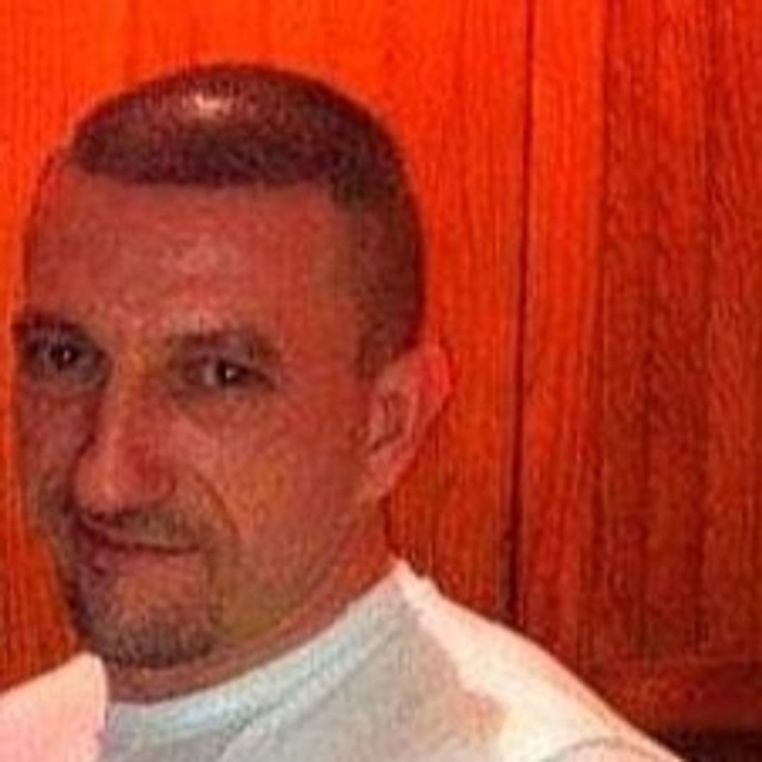 Perfil de Benicio, 54 años, ts escort en Artieda